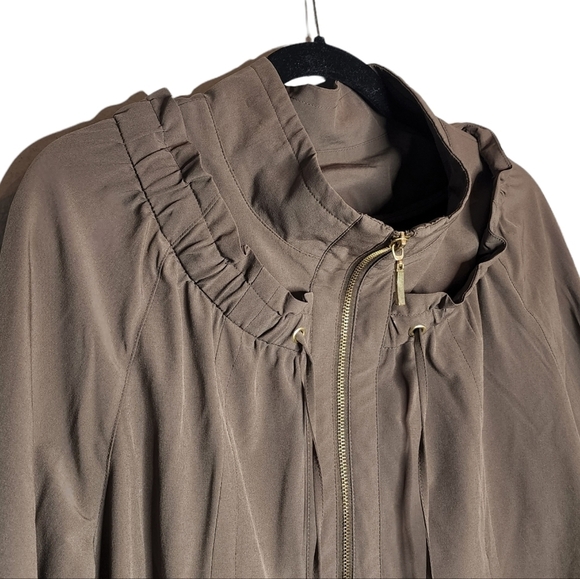 Chico's Zenergy brown tan zip jacket - Picture 4 of 16